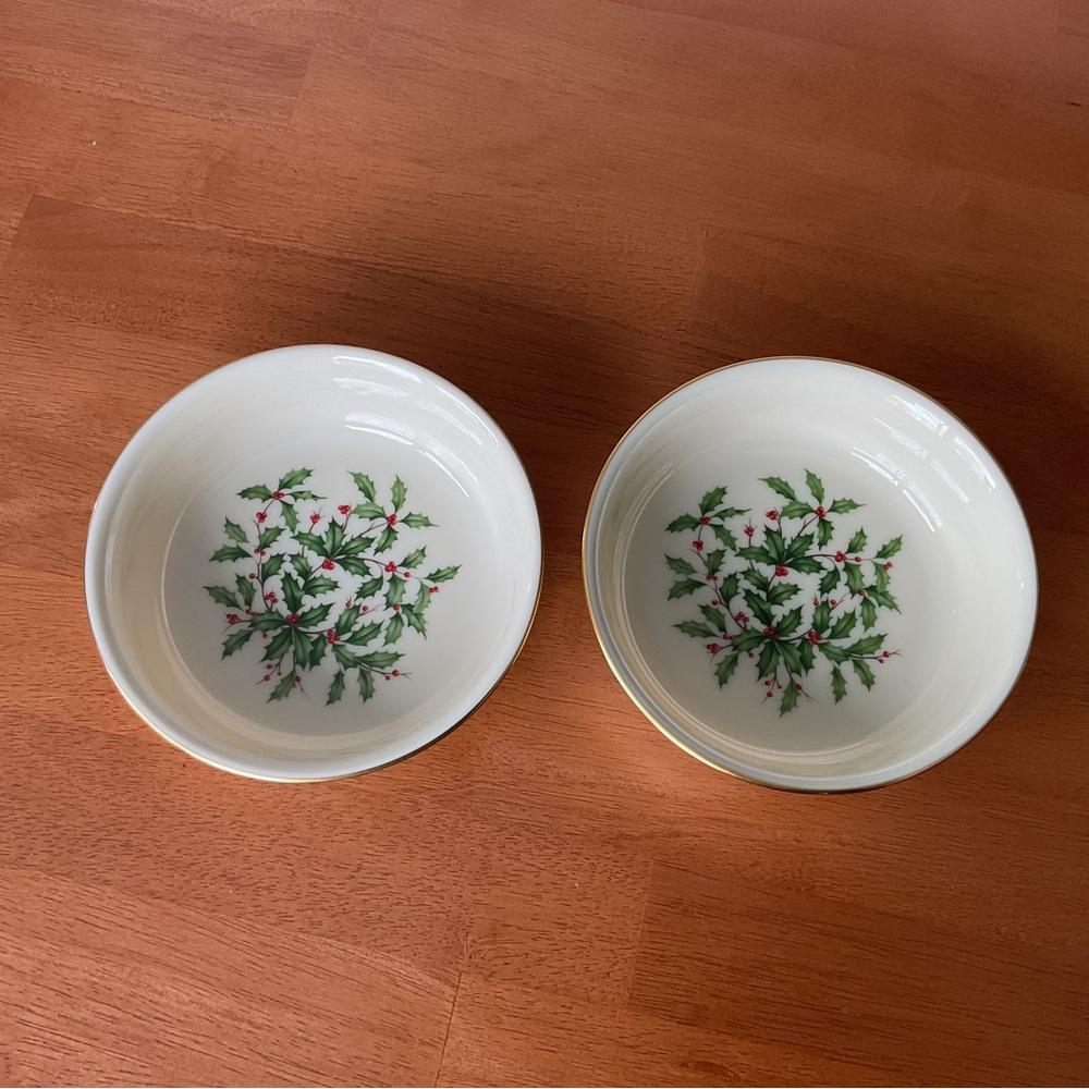 LENOX Holiday Fruit Dessert Bowl Small Set of 2 - 5.25” USA